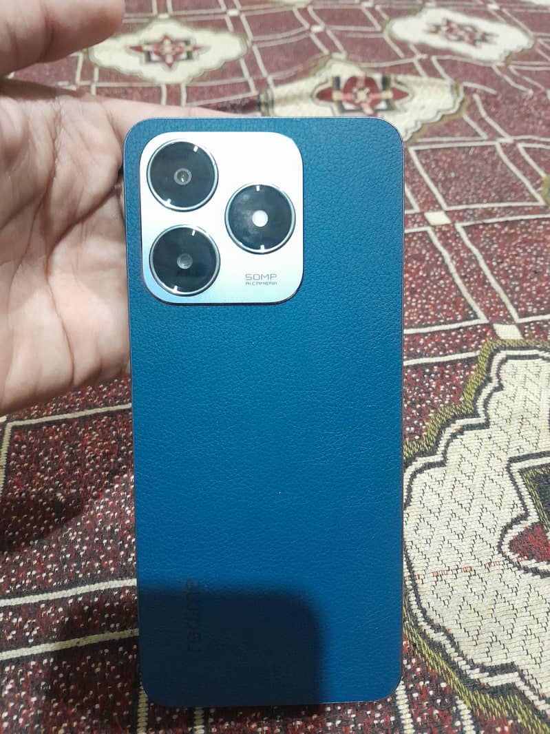Realme C63 1