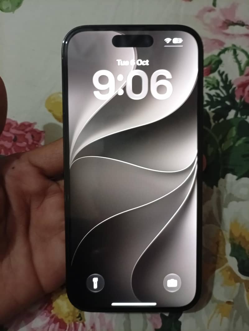 Apple iPhone 14 Pro 1