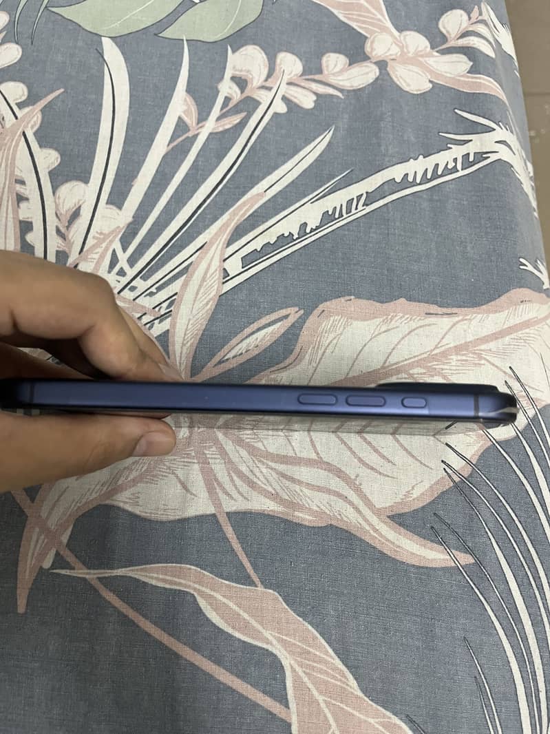 Apple iPhone 17 Pro Max 2