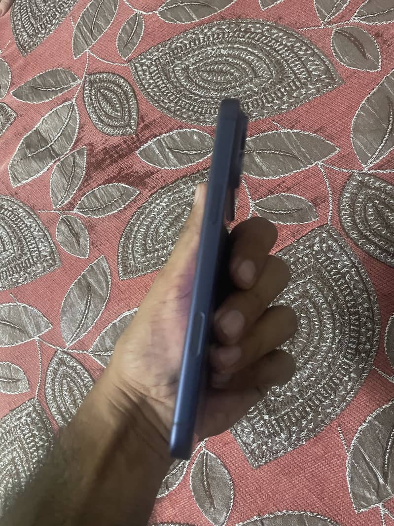 Apple iPhone 17 Pro Max 1