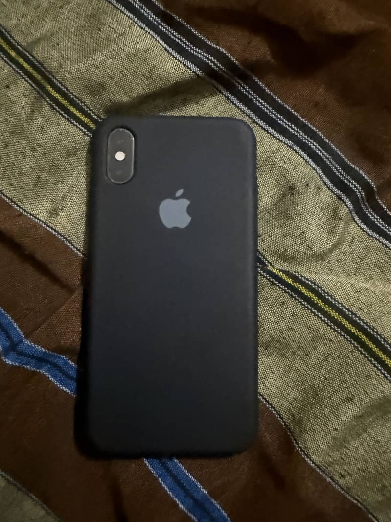Apple iPhone XS 0