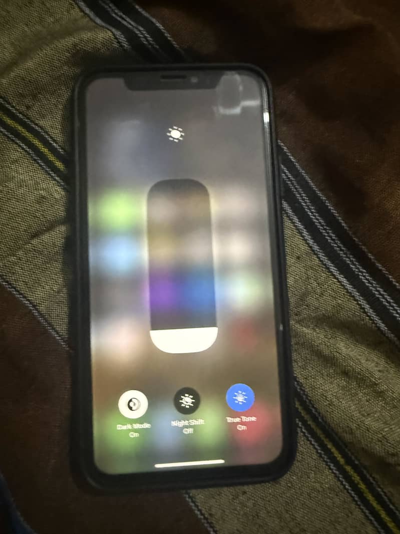 Apple iPhone XS 3