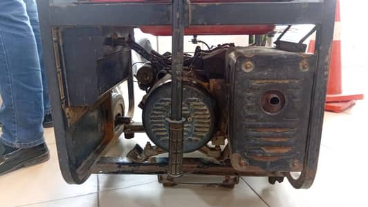 Generate for sale 10 by 7 condition