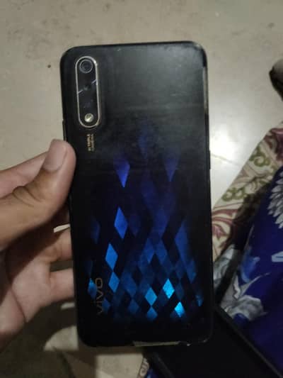 Vivo S1