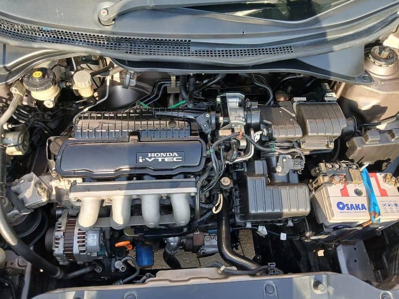 Honda City 1.3 i-vtec 2015 Model For Sale - Cars - 1120168921