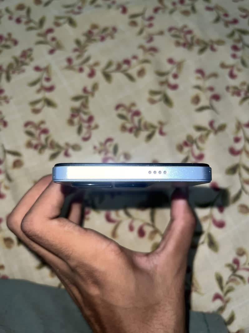 Tecno Spark Go 2