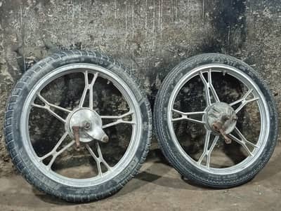 alloy rim with tyre
