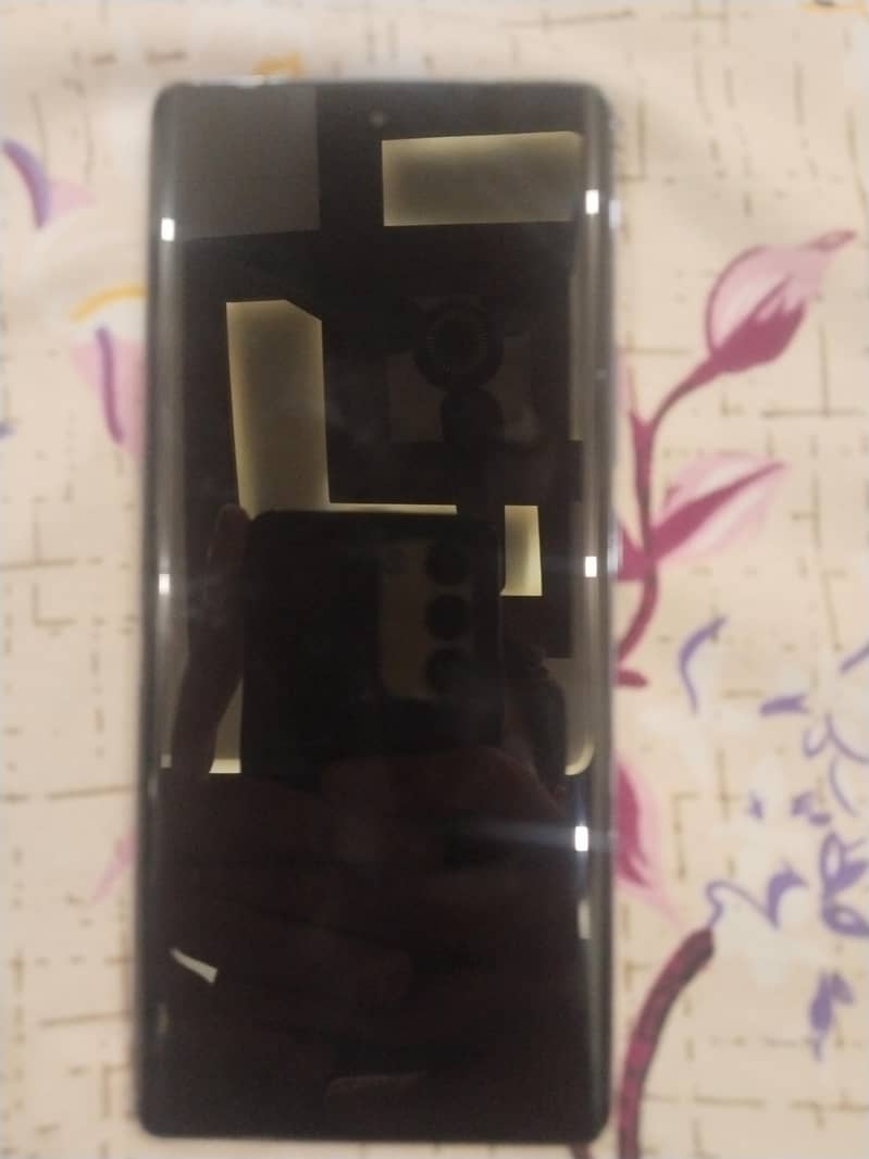 Tecno CAMON 30S 1
