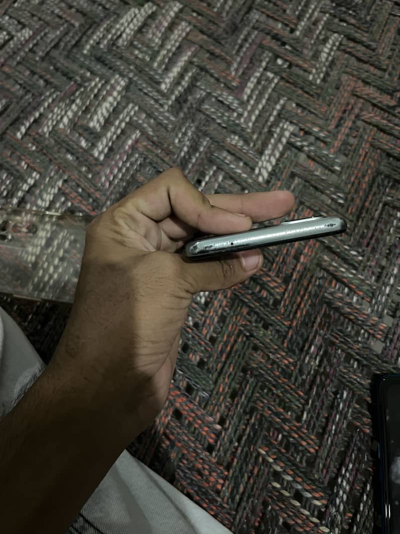 OPPO Reno6 4