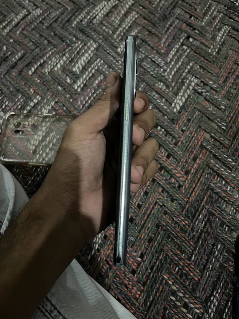 OPPO Reno6 5