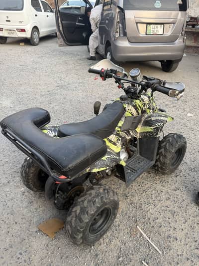 Fourwheeler in fresh conditions