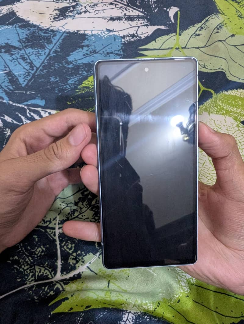 Google Pixel 7a 1