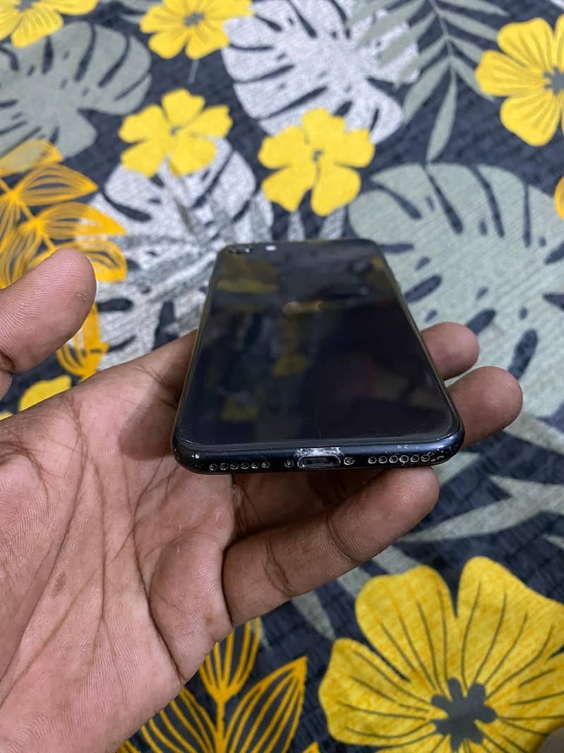 Apple iPhone SE 4
