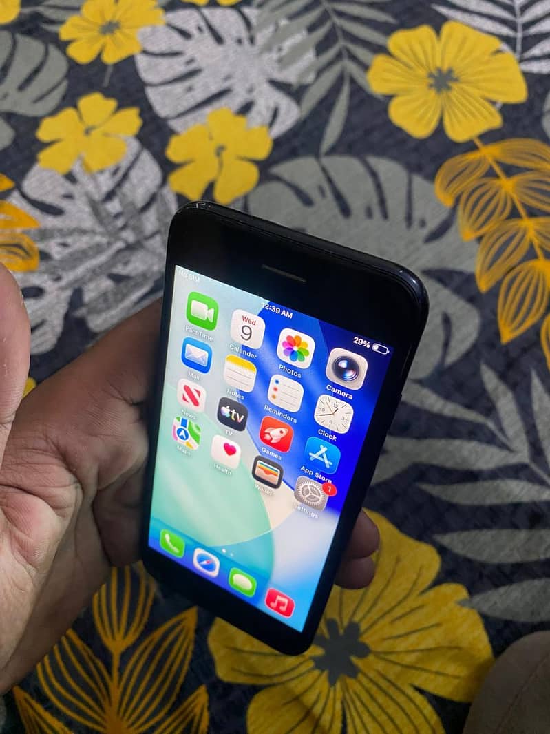 Apple iPhone SE 5
