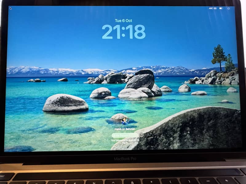 Macbook pro M1 chip 3