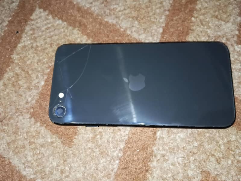 Apple iPhone SE 15