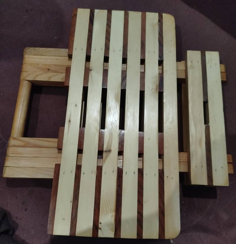Folding Table | مضبوط اور معیاری فولڈنگ ٹیبل 1