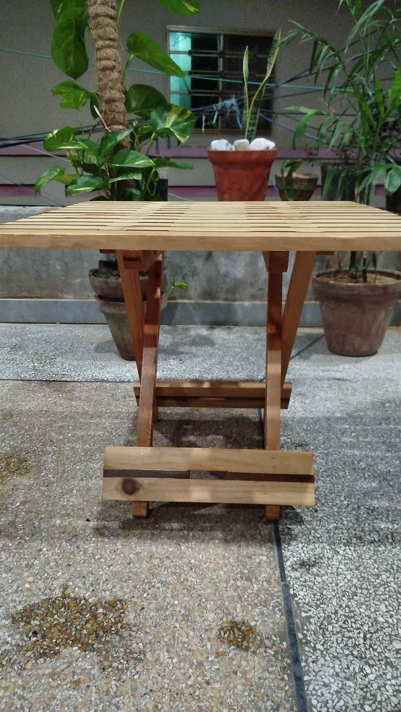 Folding Table | مضبوط اور معیاری فولڈنگ ٹیبل 2