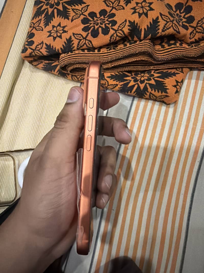 Apple iPhone 17 Pro 1