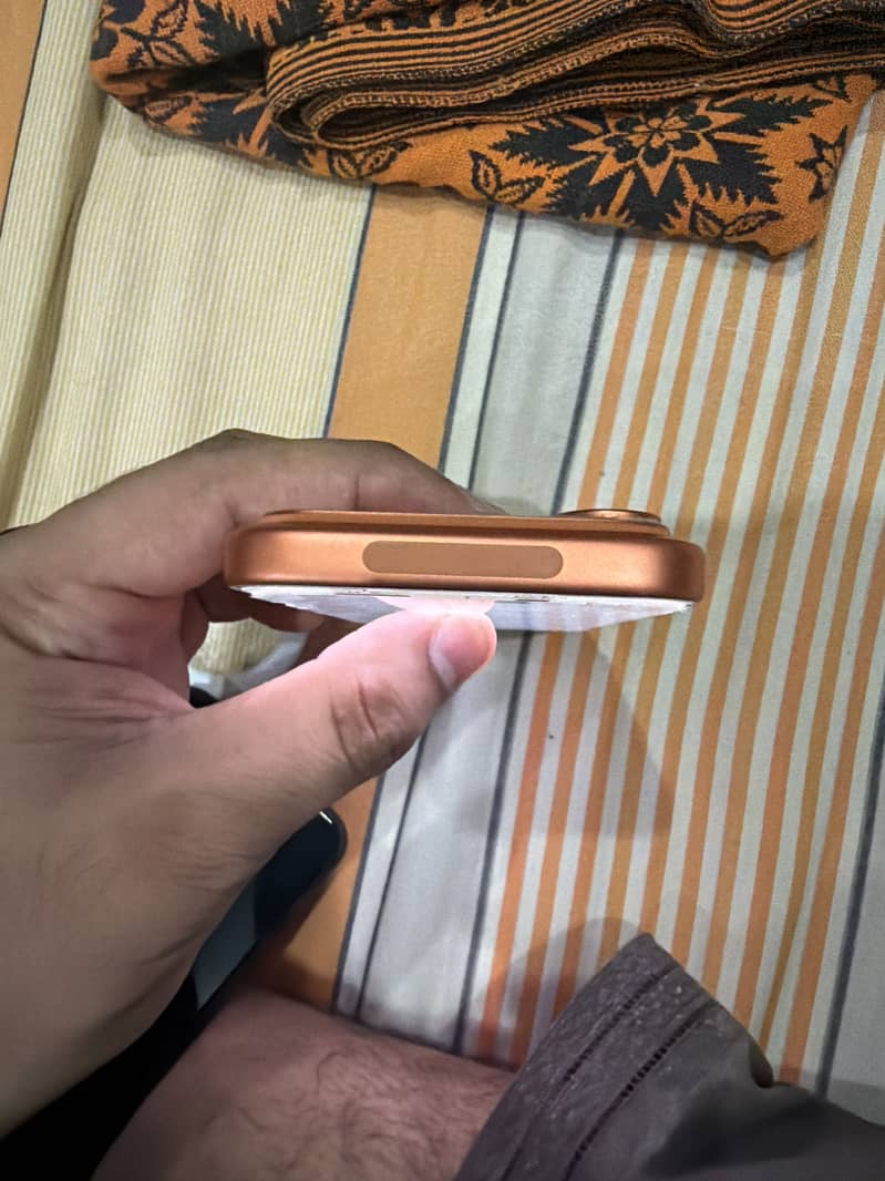 Apple iPhone 17 Pro 4