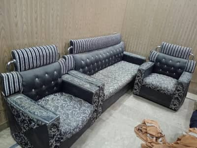 new condition urgent sale price final