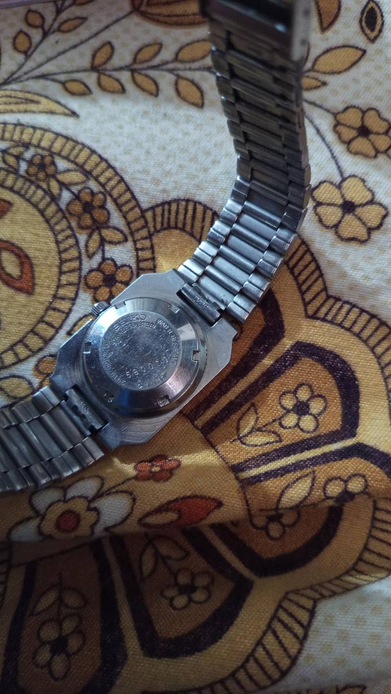 Seiko 6