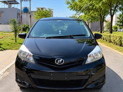 Toyota Vitz 2013 Home Used in mint condition
