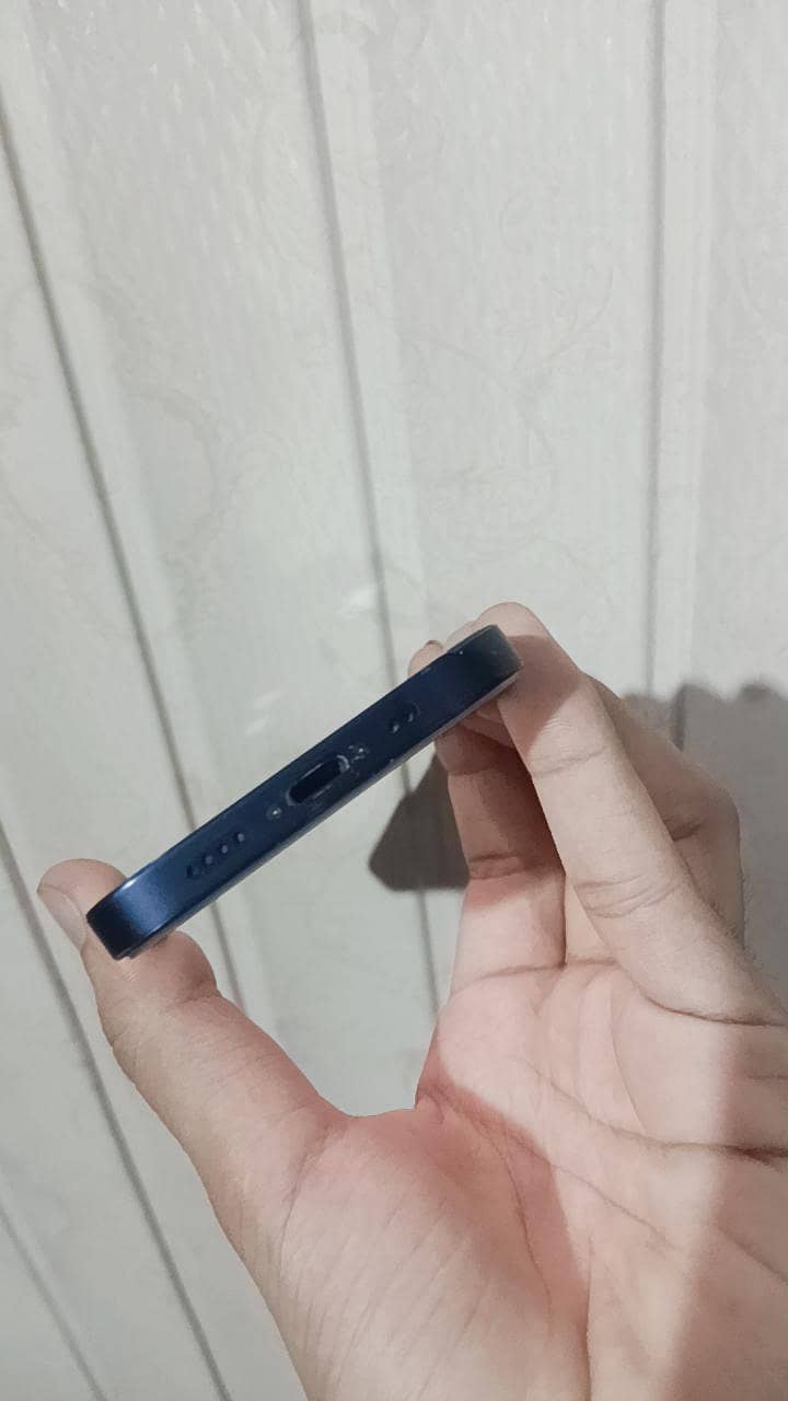 Apple iPhone 12 mini 8