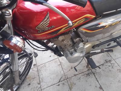 Honda 125 special edition 5 gear urgent sale