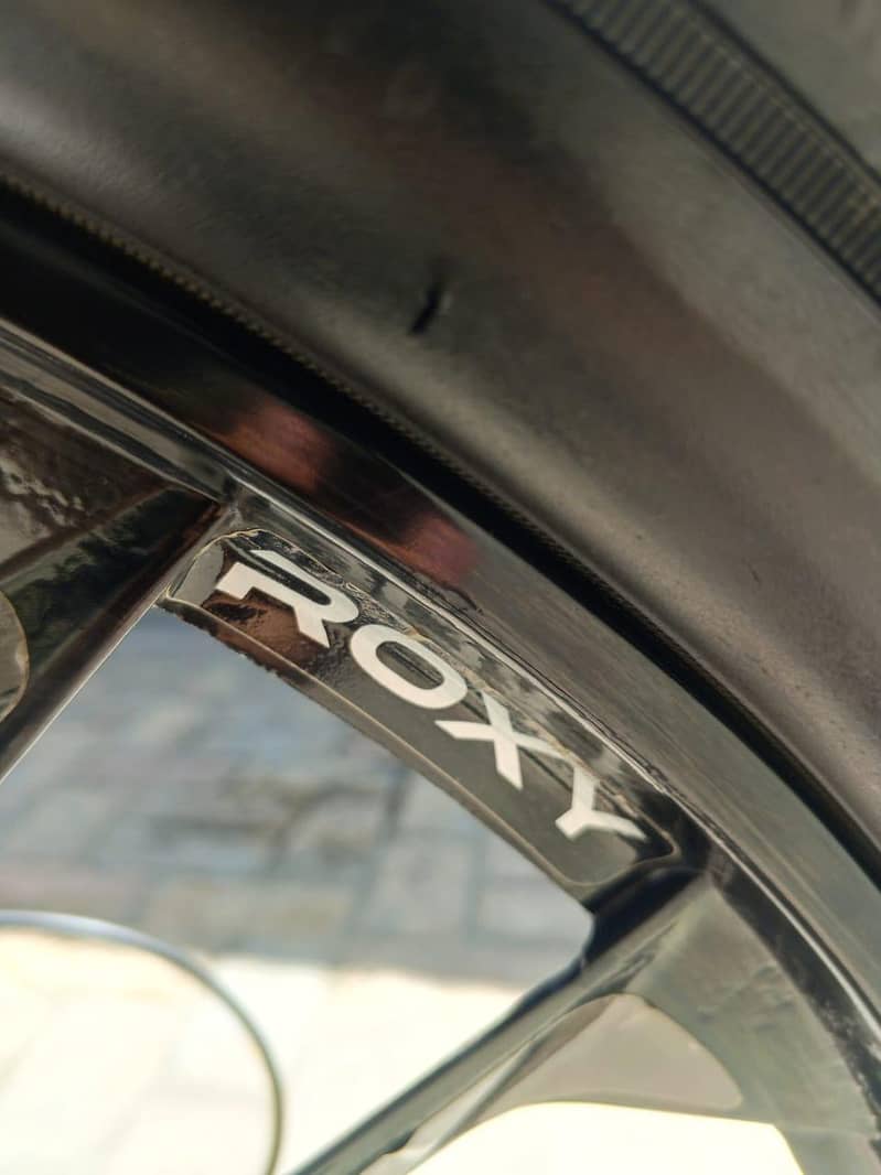 29 inch full size Roxy cycle (imported) 9