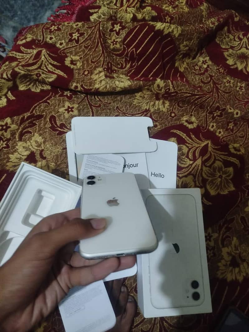 Apple iPhone 11 5