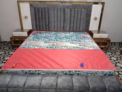 Bedroom set like new