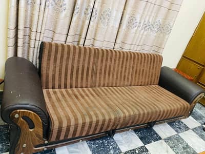 Sofa com bed for sale . .