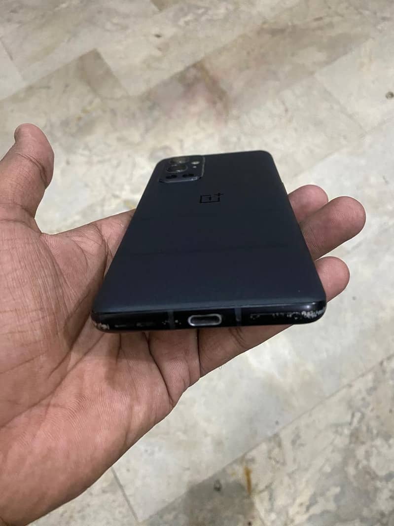 One Plus 9 Pro 5