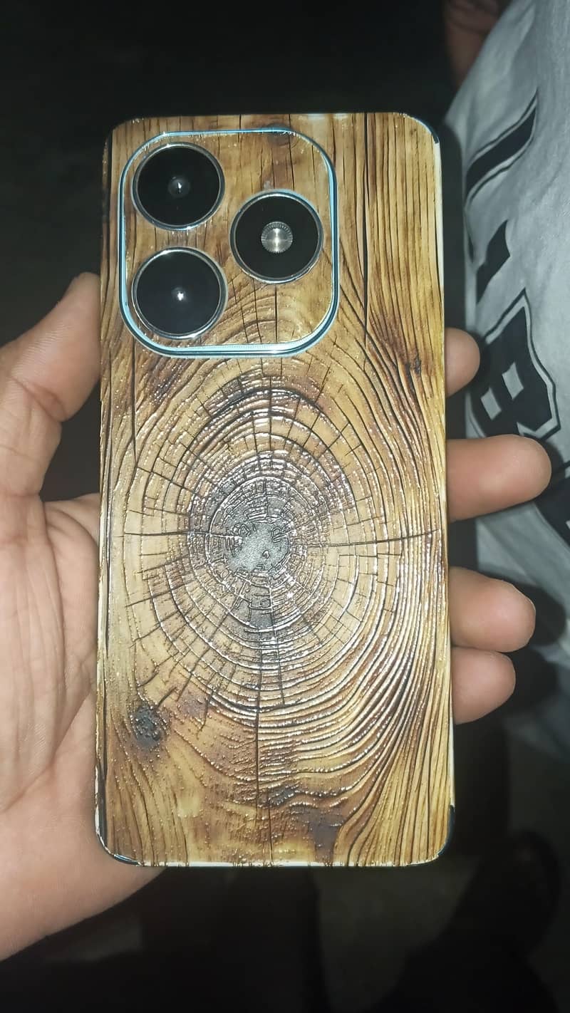 Tecno Spark 20 1