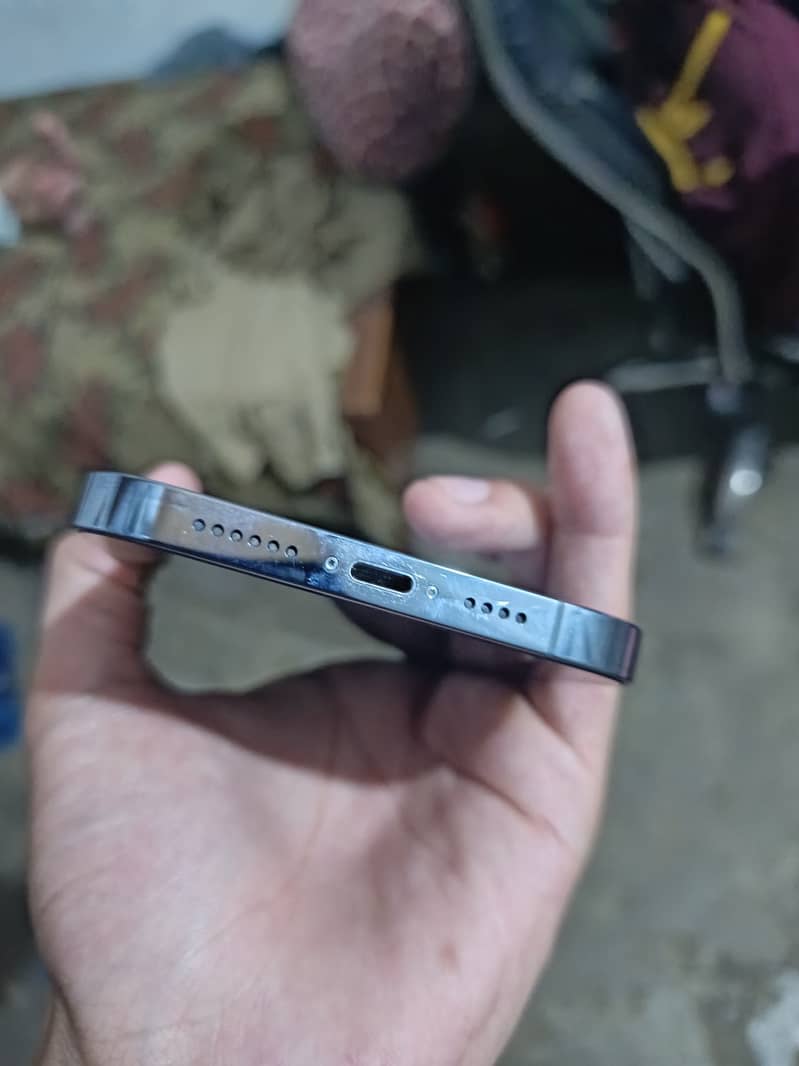 Apple iPhone 13 Pro Max 5