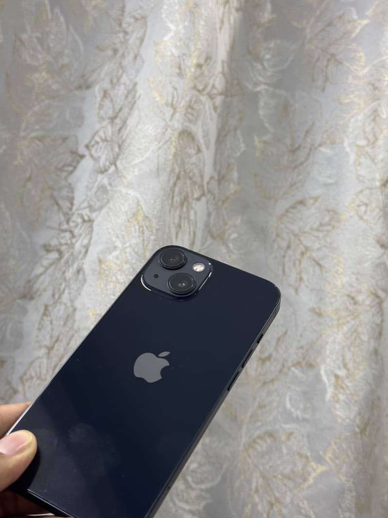 Apple iPhone 13 3