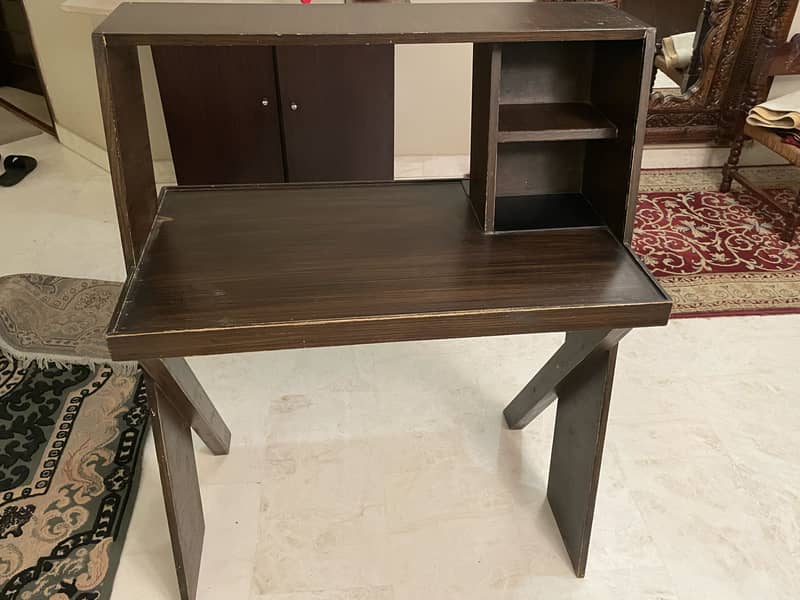 Study Table 0