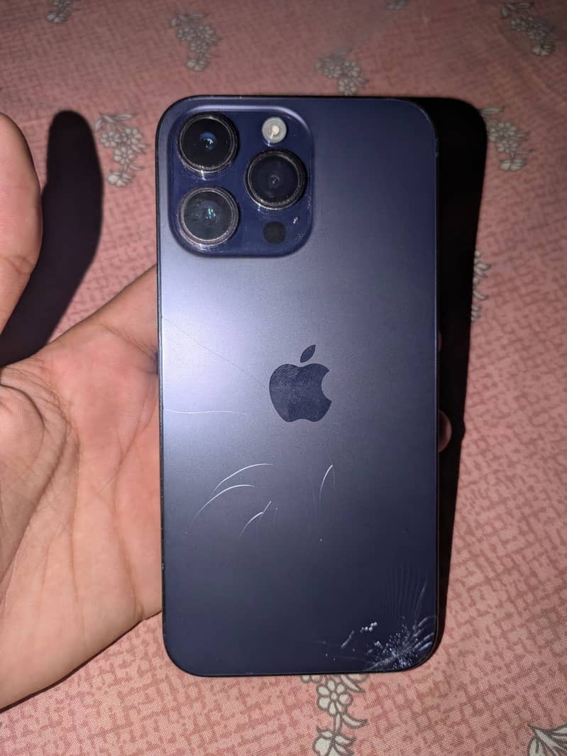 Apple iPhone 14 Pro Max 3