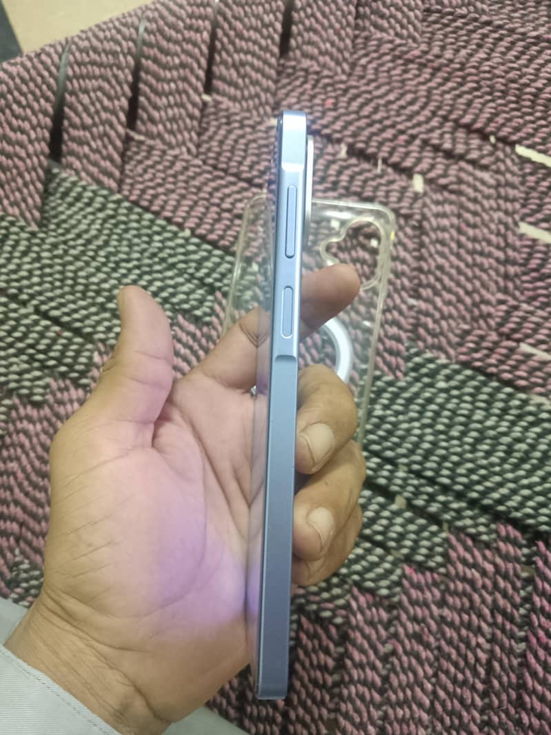 Samsung Mobile A07 3
