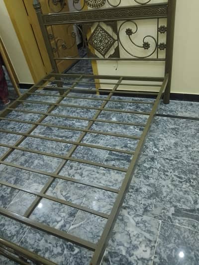 Iron bed with matris and palai