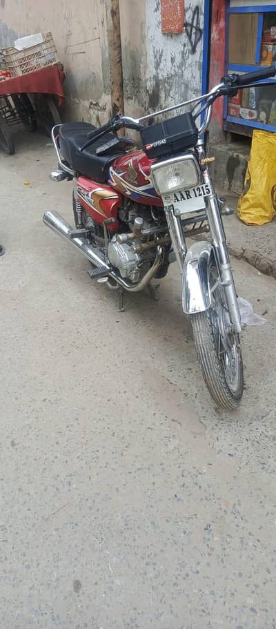 bilkul ok he enjion seel pack he tayir brand new he dubl saman he f