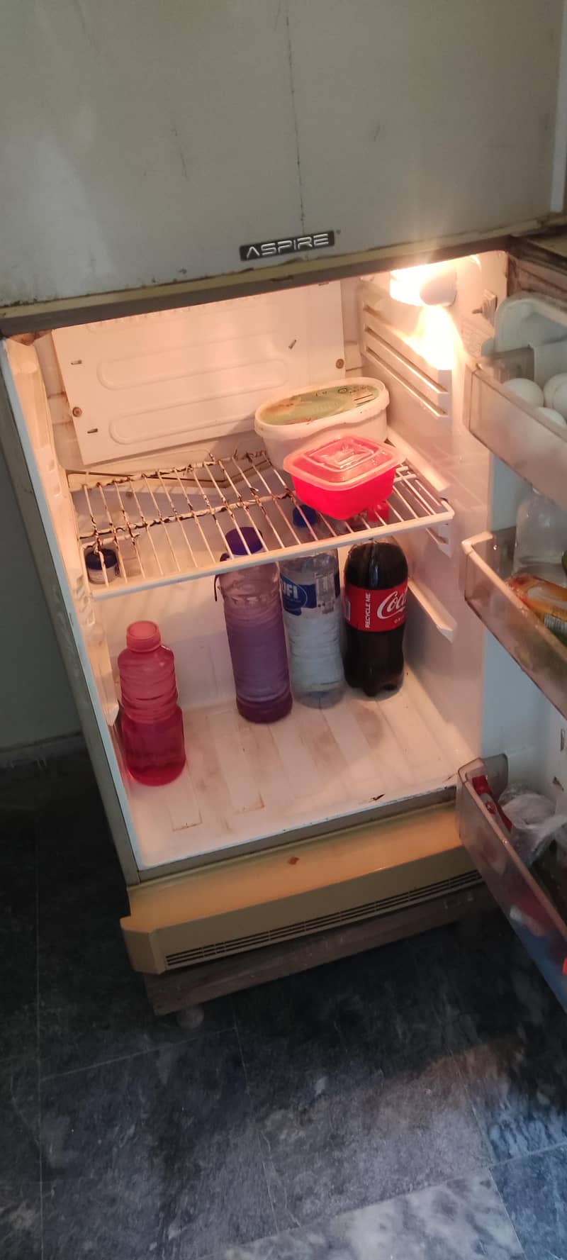 Pell Refrigerator 9