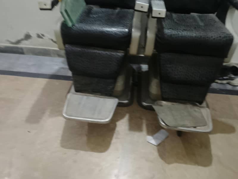 4 Parlor Chairs 1