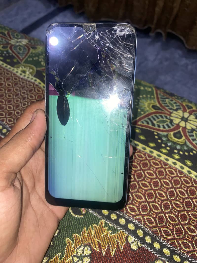 Samsung Mobile A50 4