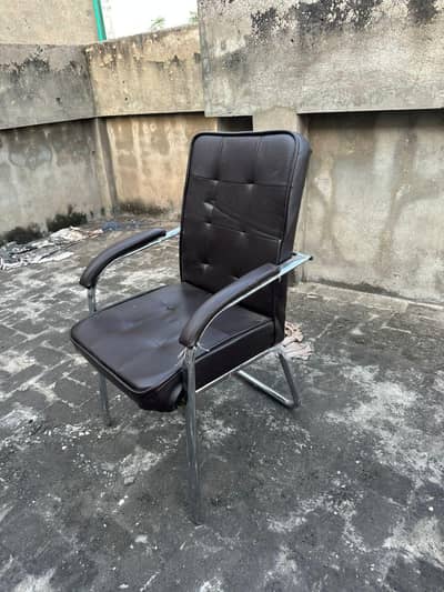 I'm selling my chair at reasonable price