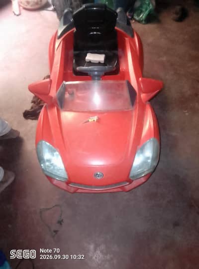 yeh car 15000 Ki hai aur electric car hai