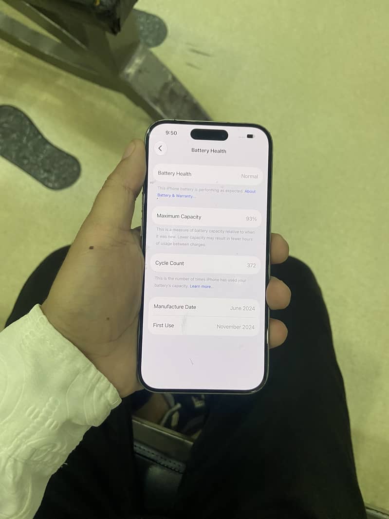 Apple iPhone 15 Pro 4