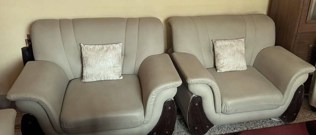 7 seater sofa 1
