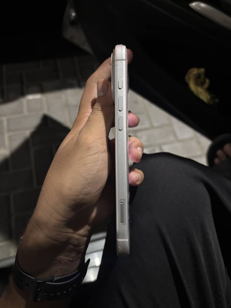 Apple iPhone 17 Pro Max 1
